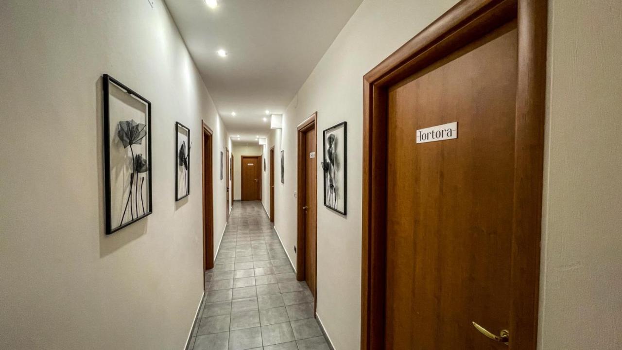 Hotel CinqueStanze Cosenza Exterior foto